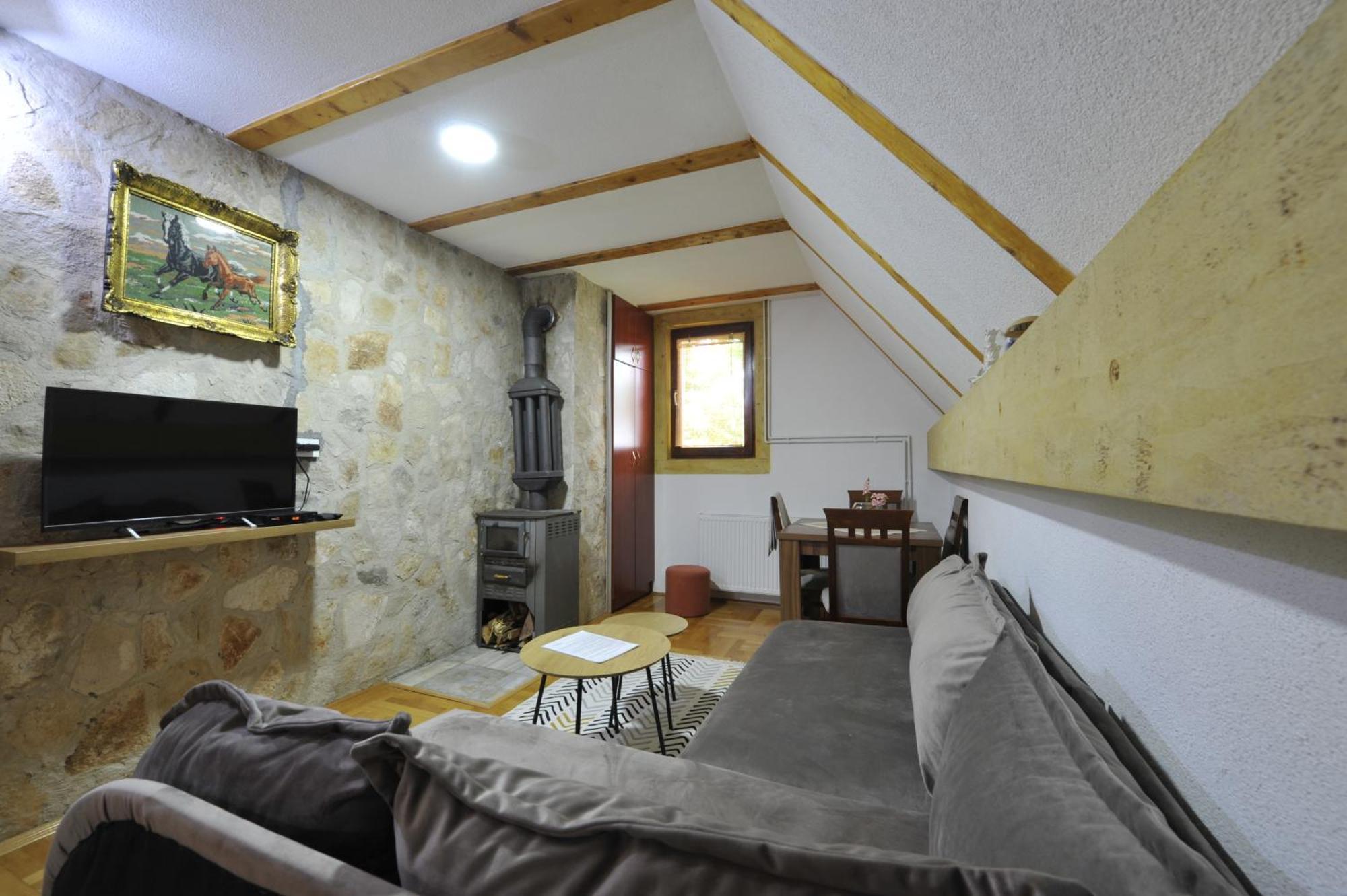 Apartments Nikcevic Zabljak エクステリア 写真